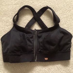 Shefit ultimate spots bra